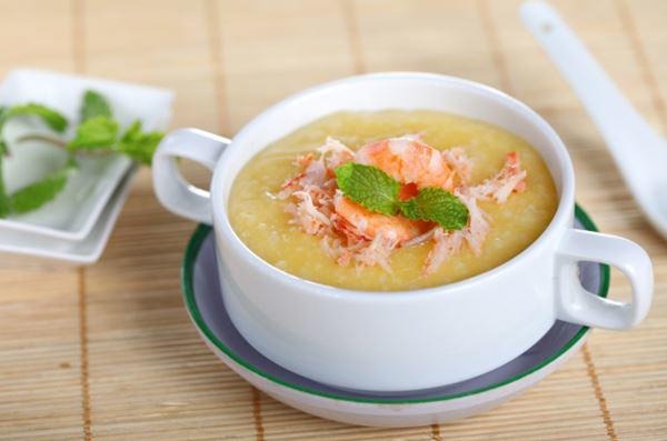 15+ Cách nấu cháo tôm cho bé ăn dặm ngon, bổ dưỡng tại nhà