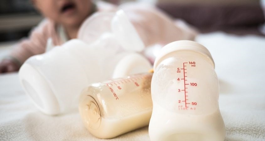 Giải đáp| Bảng ml sữa chuẩn cho bé theo tháng