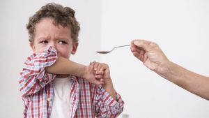 Giải đáp| Có nên pha đường vào thuốc cho trẻ uống không?