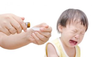 Giải đáp| Có nên pha đường vào thuốc cho trẻ uống không?
